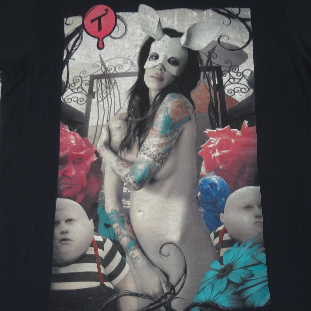T*TS TWO IN THE SHIRT ALICE WHITE RABBIT MASK WOMAN BLACK MEDIUM T-SHIRT L199